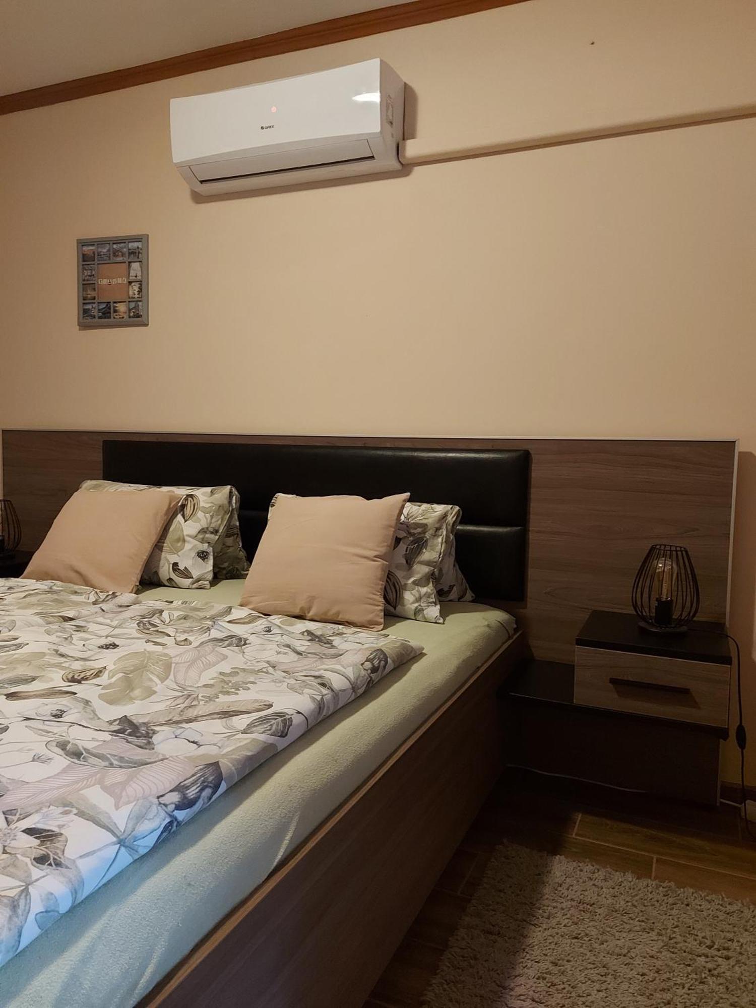 Kiscsillag Apartman Apartment Harkany Exterior photo