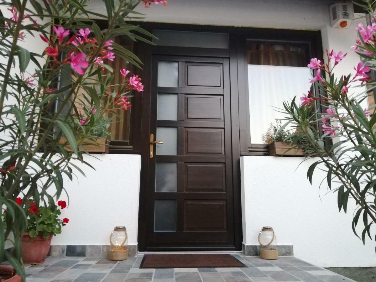 Kiscsillag Apartman Apartment Harkany Exterior photo